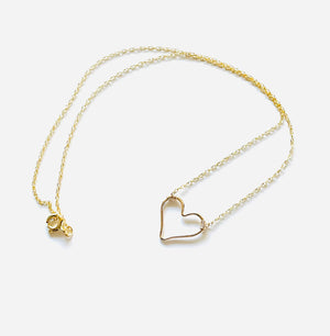 
                
                    Load image into Gallery viewer, Heart Necklace
                
            